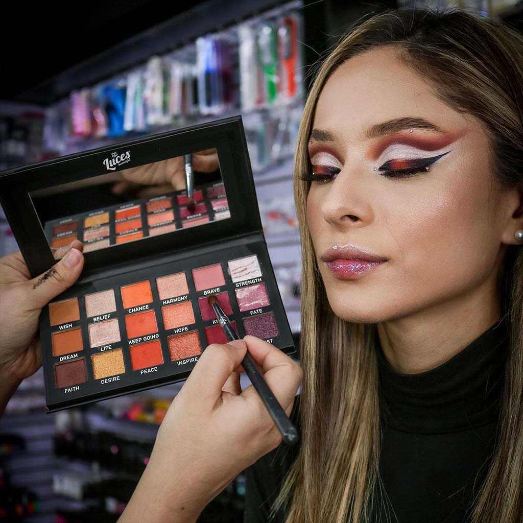 Paleta Para Sombras HOPE - Luces Beautiful